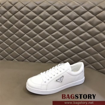 프라다 PRADA 스니커즈 운동화 신발