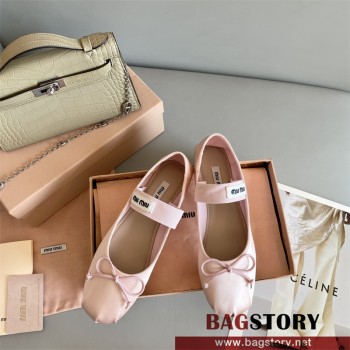 미우미우 MIUMIU 로퍼 구두 슈즈