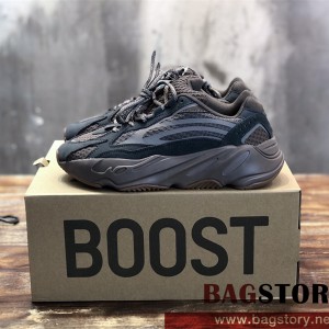 아디다스 ADIDAS 이지부스트700 스니커즈 운동화 신발