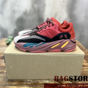 아디다스 ADIDAS 이지부스트700 스니커즈 운동화 신발