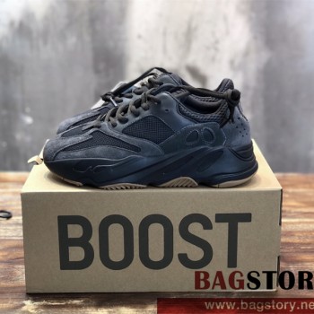 아디다스 ADIDAS 이지부스트700 스니커즈 운동화 신발