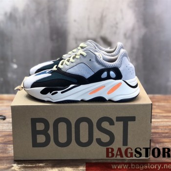 아디다스 ADIDAS 이지부스트700 스니커즈 운동화 신발