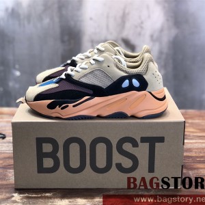 아디다스 ADIDAS 이지부스트700 스니커즈 운동화 신발