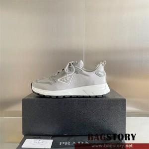 프라다 PRADA 스니커즈 운동화 신발
