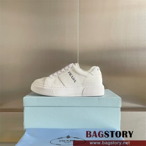 프라다 PRADA 스니커즈 운동화 신발