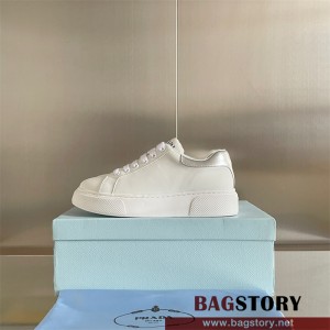 프라다 PRADA 스니커즈 운동화 신발