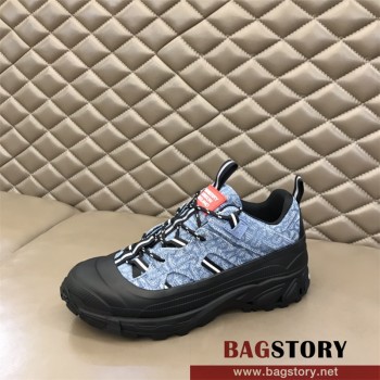 버버리 BURBERRY 스니커즈 운동화 신발