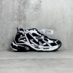 발렌시아가 BALENCIAGA  뉴러너 로우탑