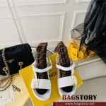 펜디 FENDI 힐 샌들 슬리퍼
