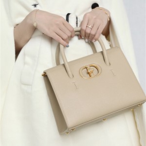 디올 DIOR 30 몽테인 생토로네 토트백