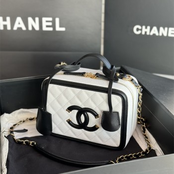 샤넬 CHANEL 박스백 17CM