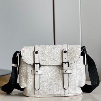 루이비통 Louis Vuitton 크리스토퍼 메신저 M58475
