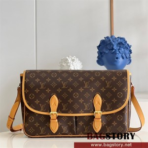 루이비통 Louis Vuitton  모노그램 메신저백 M51273