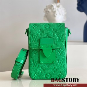 루이비통 Louis Vuitton  S락 버티컬 웨어러블 월릿 M81525