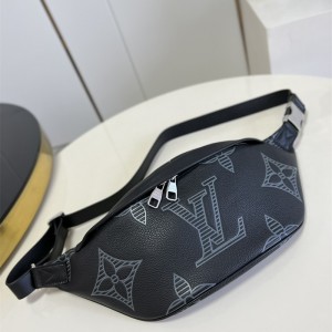 루이비통 Louis Vuitton 디스커버리 범백  M57289