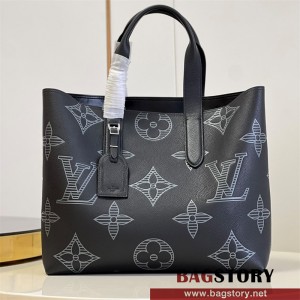 루이비통 Louis Vuitton  토뤼옹 모노그램 카바스 보야주 남성 토트백  M57290