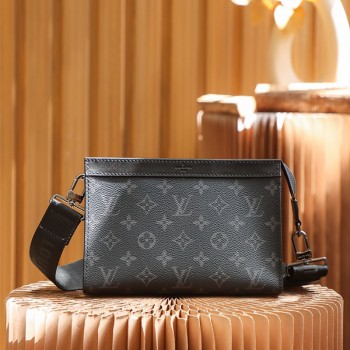 루이비통 Louis Vuitton  가스통 웨어러블 월릿 M81124
