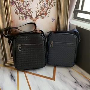 보테가베네타 BV 크로스백