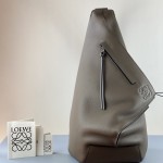 로에베 LOEWE 범백 