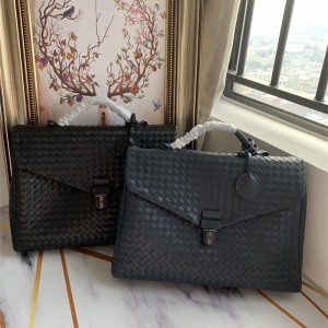 보테가베네타 BV 서류가방