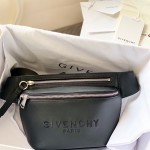 지방시 GIVENCHY 벨트백 