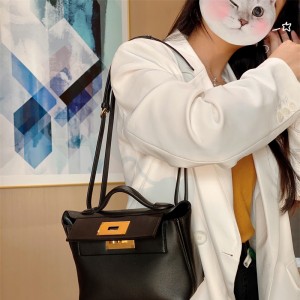 에르메스 HERMES MINI 2424백 21Cm