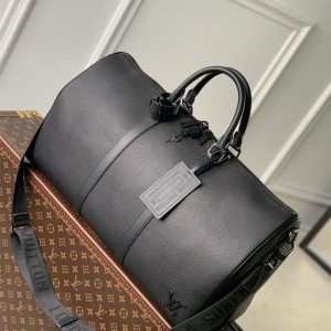 루이비통 Louis Vuitton 키폴 50 반둘리에 Keepall 50 M21420