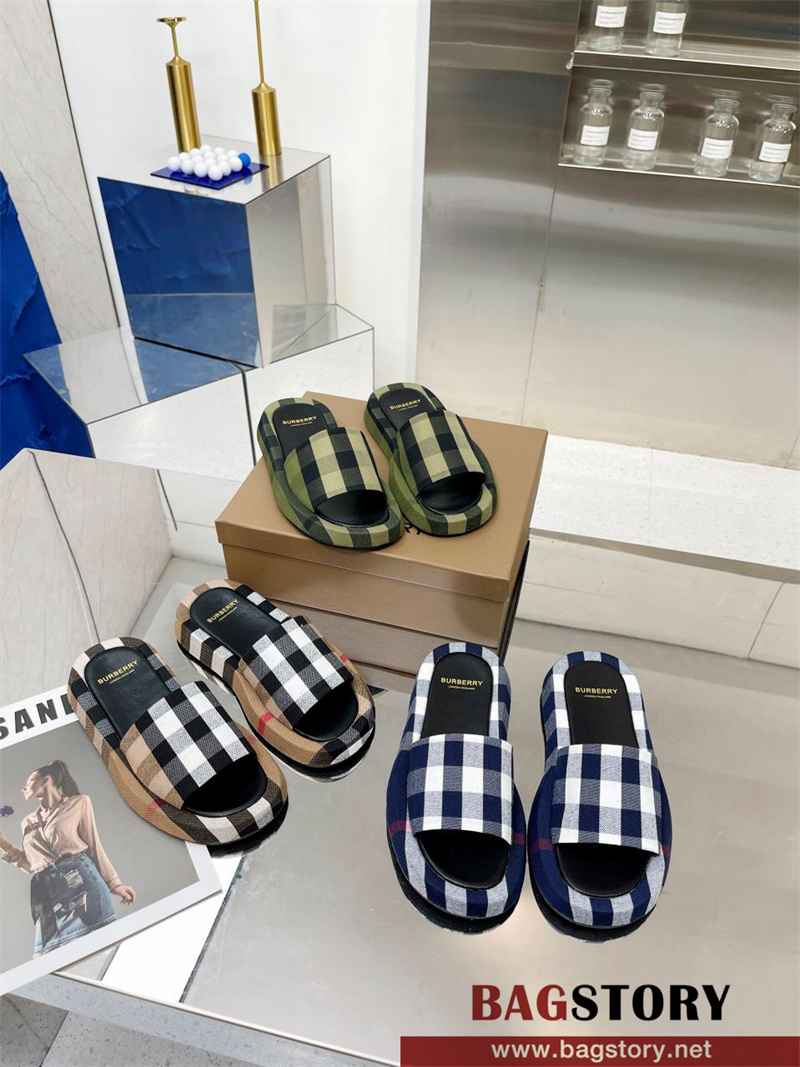 버버리 BURBERRY 힐 샌들 슬리퍼