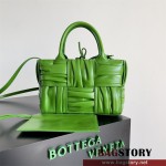 보테가베네타 BV 미니 아르코 토트백 729042