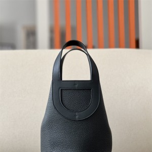 에르메스 HERMES 신상 피코탄백