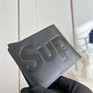 루이비통 Louis Vuitton & Supreme 반지갑 M67542