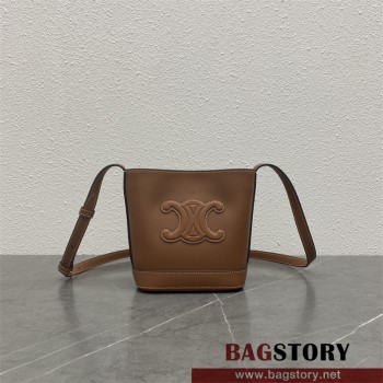 셀린느 CELINE  트라이엄프 트리오페 버킷백 미니 19.5cm