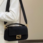 펜디 FENDI 바게트백 27CM