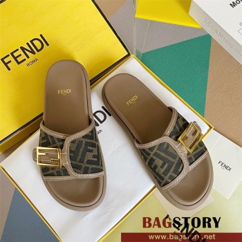 펜디 FENDI 힐 샌들 슬리퍼