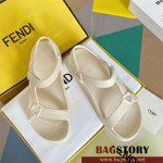 펜디 FENDI 힐 샌들 슬리퍼
