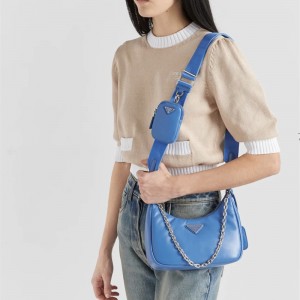 프라다 PRADA 신상 양가죽 테수토 체인 스트랩 호보백 1BH204