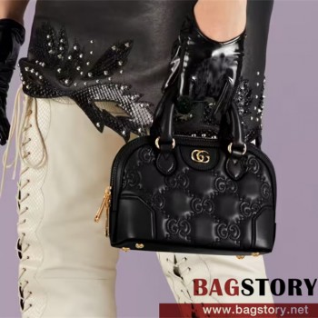 구찌 GUCCI  GG 마틀라세 레더 핸드백 727793