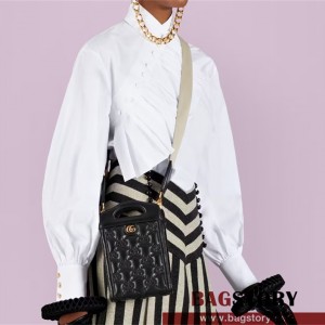 구찌 GUCCI  GG 마틀라세 탑 핸들 미니백 723776