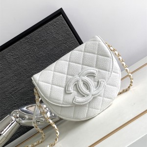 샤넬 CHANEL 핫 신상 23ss 미니 메신저백 레더 CC로고 캐비어 AS3867