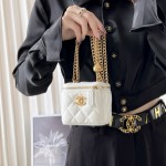 샤넬 CHANEL 하트볼 베니티백