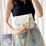 샤넬 CHANEL 핫 신상 23ss 뉴미니 하트볼 캐비어 미니 플랩백 AS3829