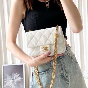 샤넬 CHANEL 핫 신상 23ss 뉴미니 하트볼 캐비어 미니 플랩백 AS3829