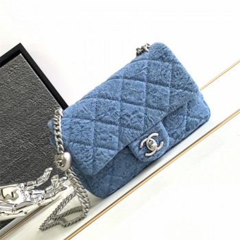 샤넬 CHANEL 핫 신상 23ss 뉴미니 하트볼 캐비어 미니 플랩백 AS3828