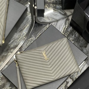 입생로랑 YSL 생로랑 모노그램 클러치 413444 30CM