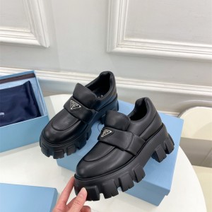 프라다 PRADA 로퍼 구두 슈즈 6.5cm