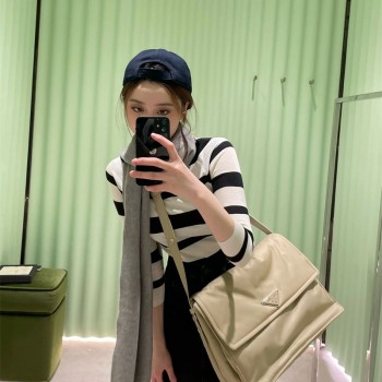 프라다 PRADA  리나일론 라지 패딩 숄더백 1BD256