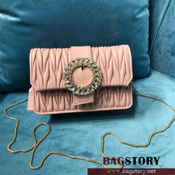 미우미우 MIUMIU  마테라쎄 체인 숄더백  5BH095