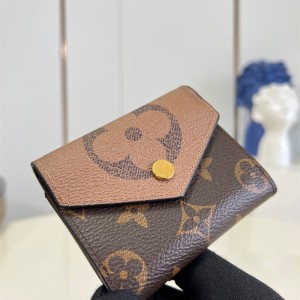 루이비통 Louis Vuitton 조에 월릿 반지갑  M80725
