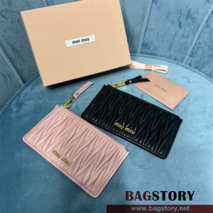 미우미우 MIUMIU  마테라쎄 엔벨롭 카드지갑 5MB006