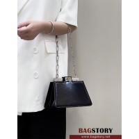 펜디 FENDI 피카부 컷 스몰 가죽백 20CM